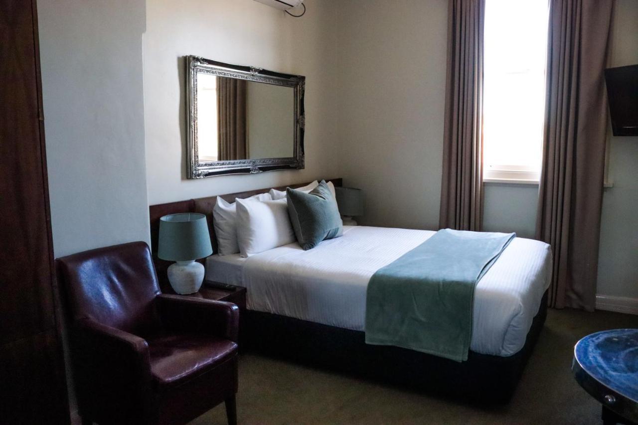 Oscars Hotel And Cafe Bar Ballarat Ngoại thất bức ảnh