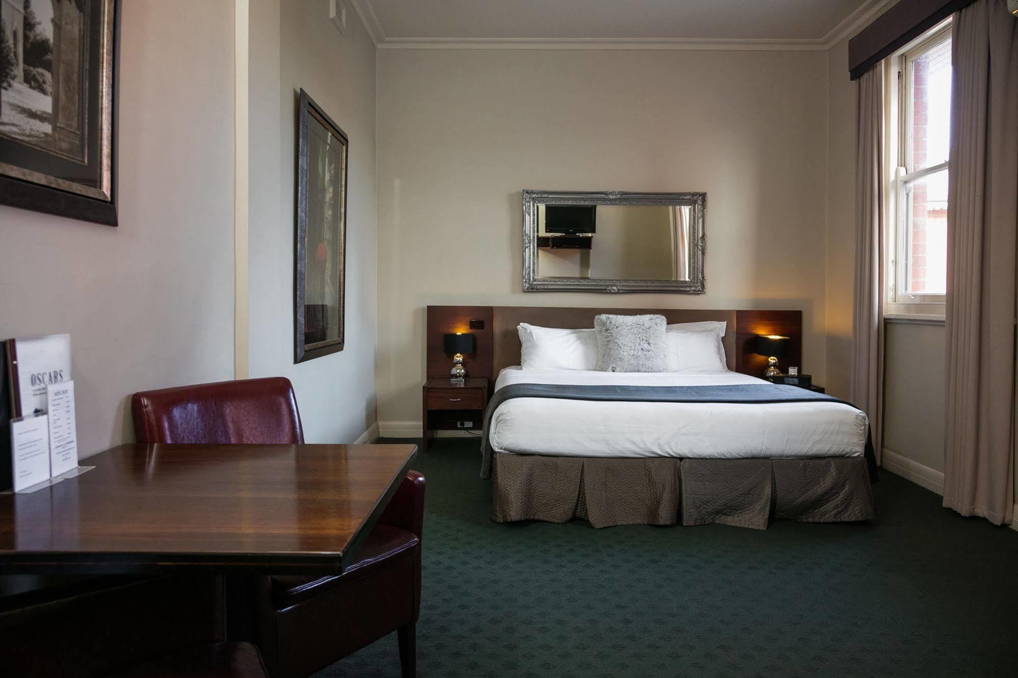 Oscars Hotel And Cafe Bar Ballarat Ngoại thất bức ảnh