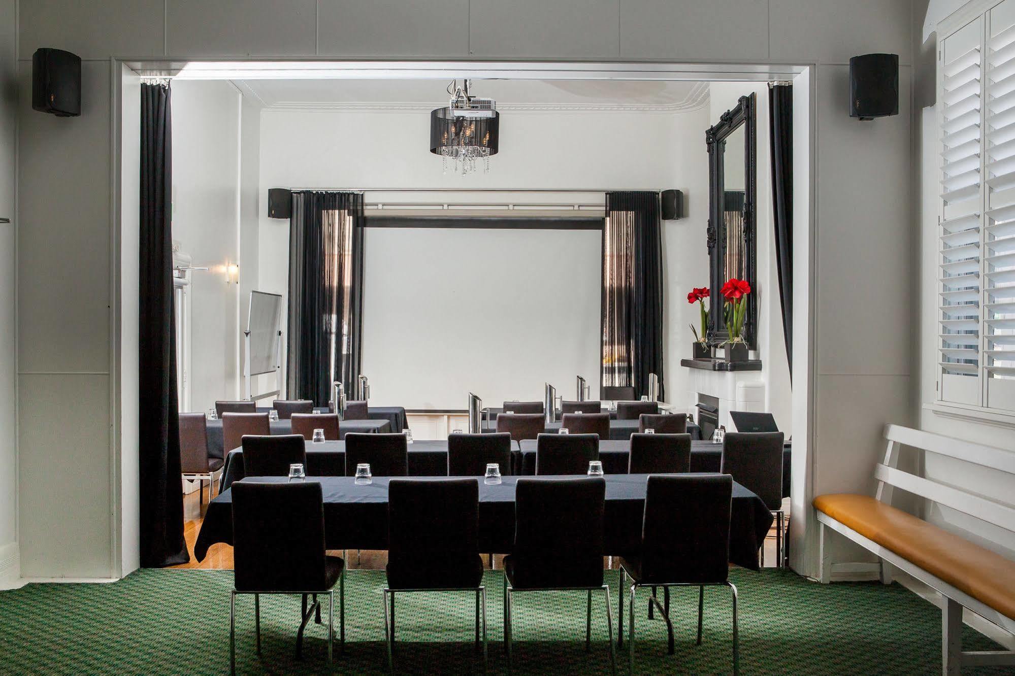Oscars Hotel And Cafe Bar Ballarat Ngoại thất bức ảnh